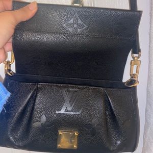 Louis Vuitton M45813 - perfect condition